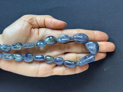 Blue Tanzanite Oval Faceted Beads, 401.76 ct, 43 cm – view 1 of 2