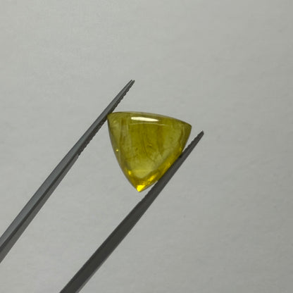 Yellow Tourmaline Triangular Cabochon, 11.56 ct – view 11 of 17