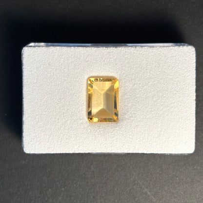 Yellow Citrine Rectangular Faceted Loose Stone, 5.75 ct, 13.8x9.6 mm – view 2 of 2