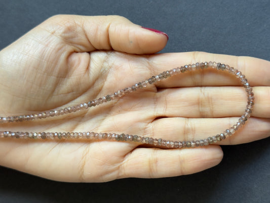 Bezaubernder Charme aus Turmalin Fac. Rondelle Perlenstrang 44,00ct