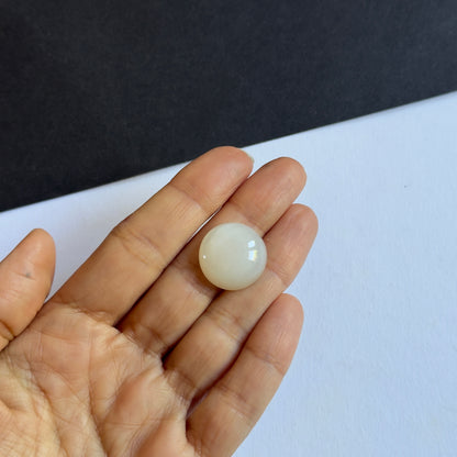 White Moonstone Round Loose Stone, 21.80 ct – view 1 of 3