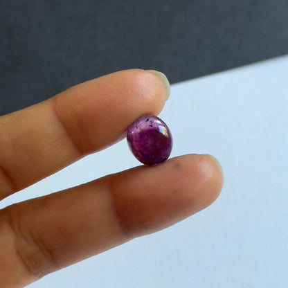 Purple Tourmaline Oval Cabochon, 5.52 ct, 12x10 mm – view 1 of 3