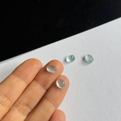 Blue Aquamarine Oval Cabochon, 8x6 mm – view 3 of 3