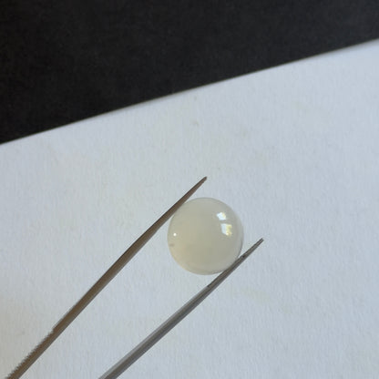 White Moonstone Round Loose Stone, 14.57 ct – view 2 of 3
