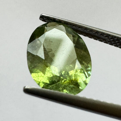Green Tourmaline Oval Loose Stone, 2.65 ct, 11.5x8.9 mm – view 2 of 4