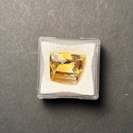 Citrine - Warmth of the Sunbeam in a stone 3-piece set - 71,43cts