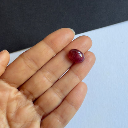 Pink Tourmaline Oval Cabochon, 8.26 ct, 13.8x10 mm – view 3 of 3