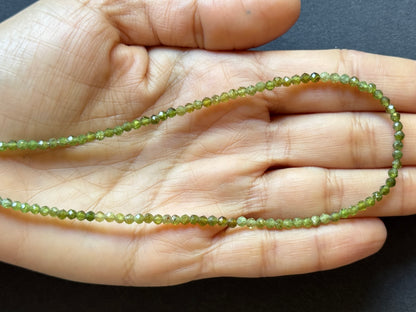 Green Tourmaline Rondelle Beads, 25.75 ct, 92-2.96 mm, 43 cm – view 2 of 2