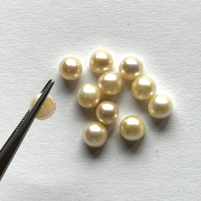 White Pearl Pear Cabochon Pair – view 3 of 4