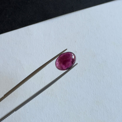 Pink Tourmaline Oval Cabochon, 6.80 ct, 13.8x10 mm – view 3 of 3