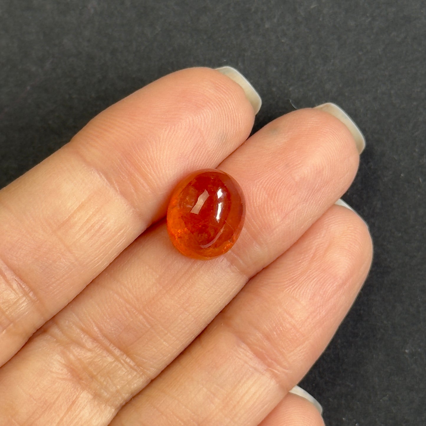 Mandarin-Granat, feuriges Orange, 12 x 10 mm, 9,2 ct, ovaler Cabochon