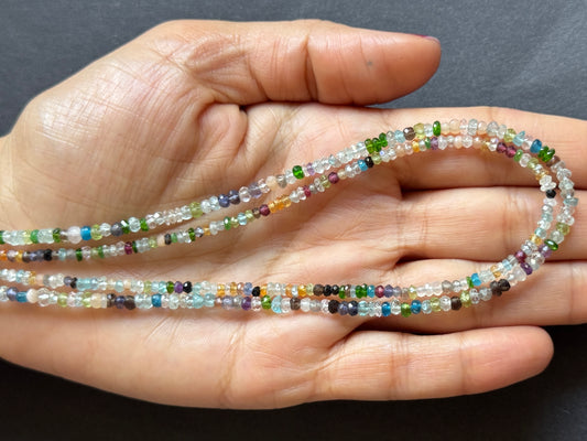 Auffällige Multi-Rondelle-Perlen, ca. 69,14 ct