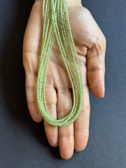 Green Peridot Round Faceted Beads, 290.90 ct, 42 cm – view 3 of 3