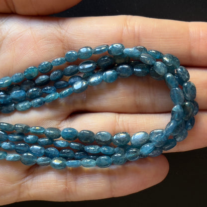Blue Apatite Oval Beads, 4.2-4.5 mm, 42 cm – view 4 of 5