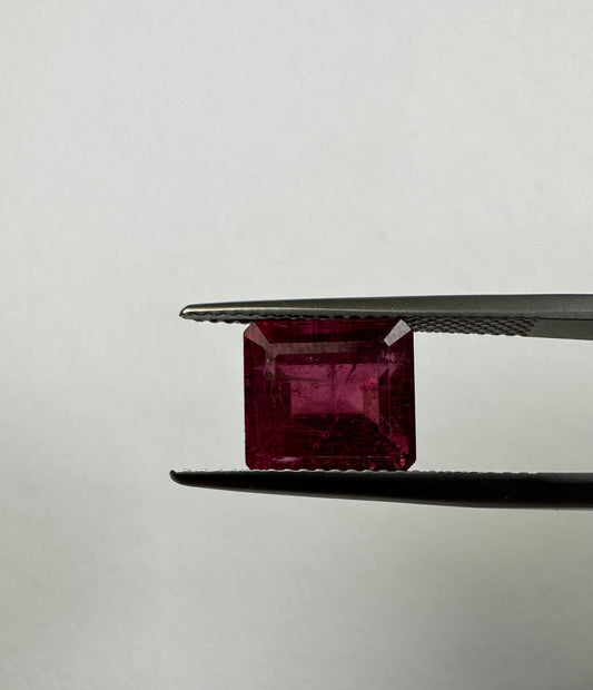 Pink Tourmaline, rectangular step cut, 4.61cts, 9.3x8.4x6.7mm