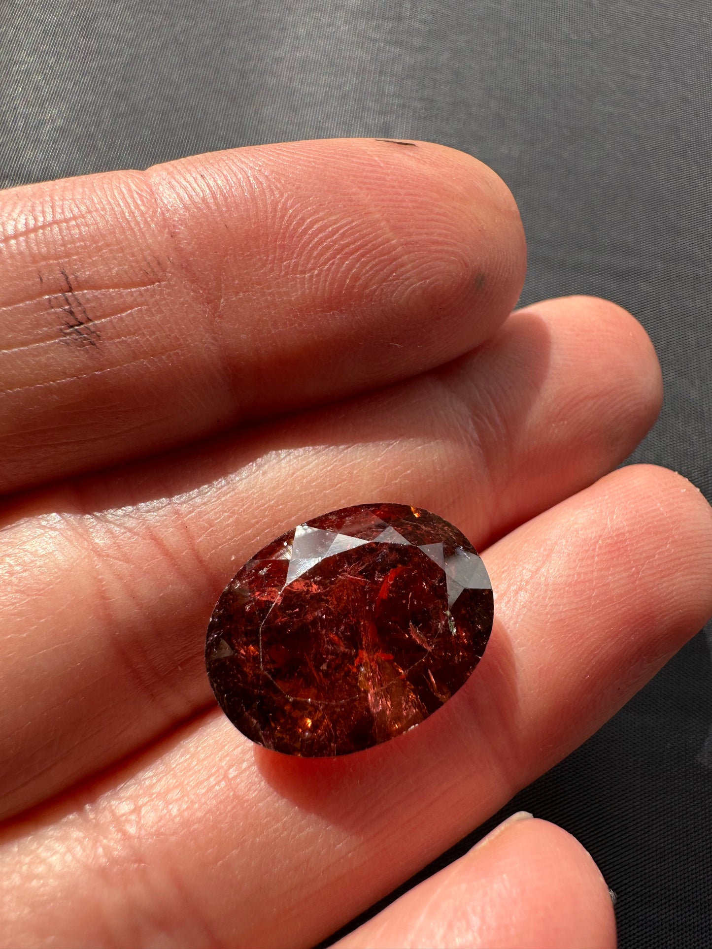 Eb001347 Tourmaline, 16.55 cts, 18x13.6x10.2 mm,Oval