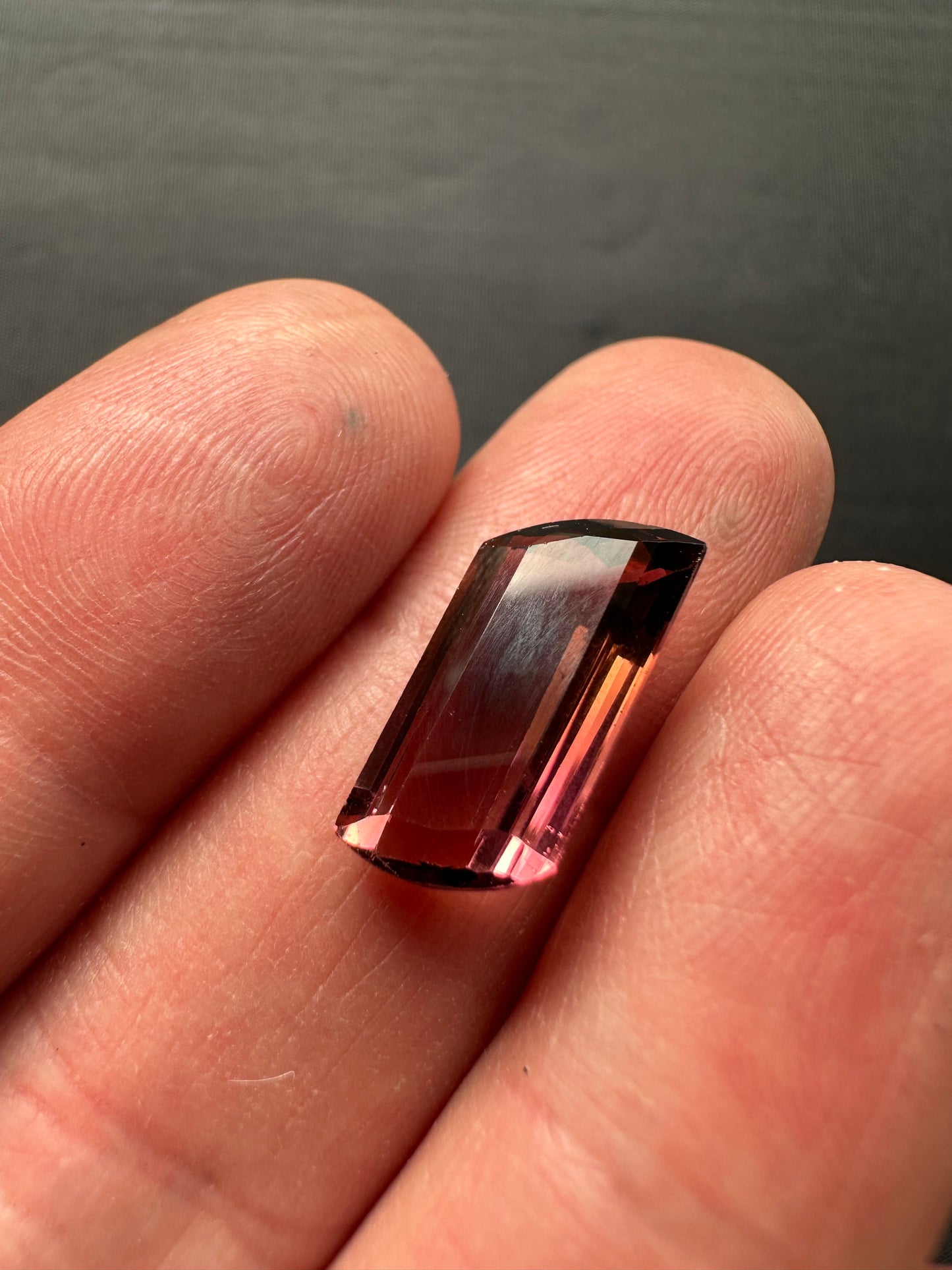 Eb001348Tourmaline, 5.82 cts, 17.7x8x4.9 mm, fancy