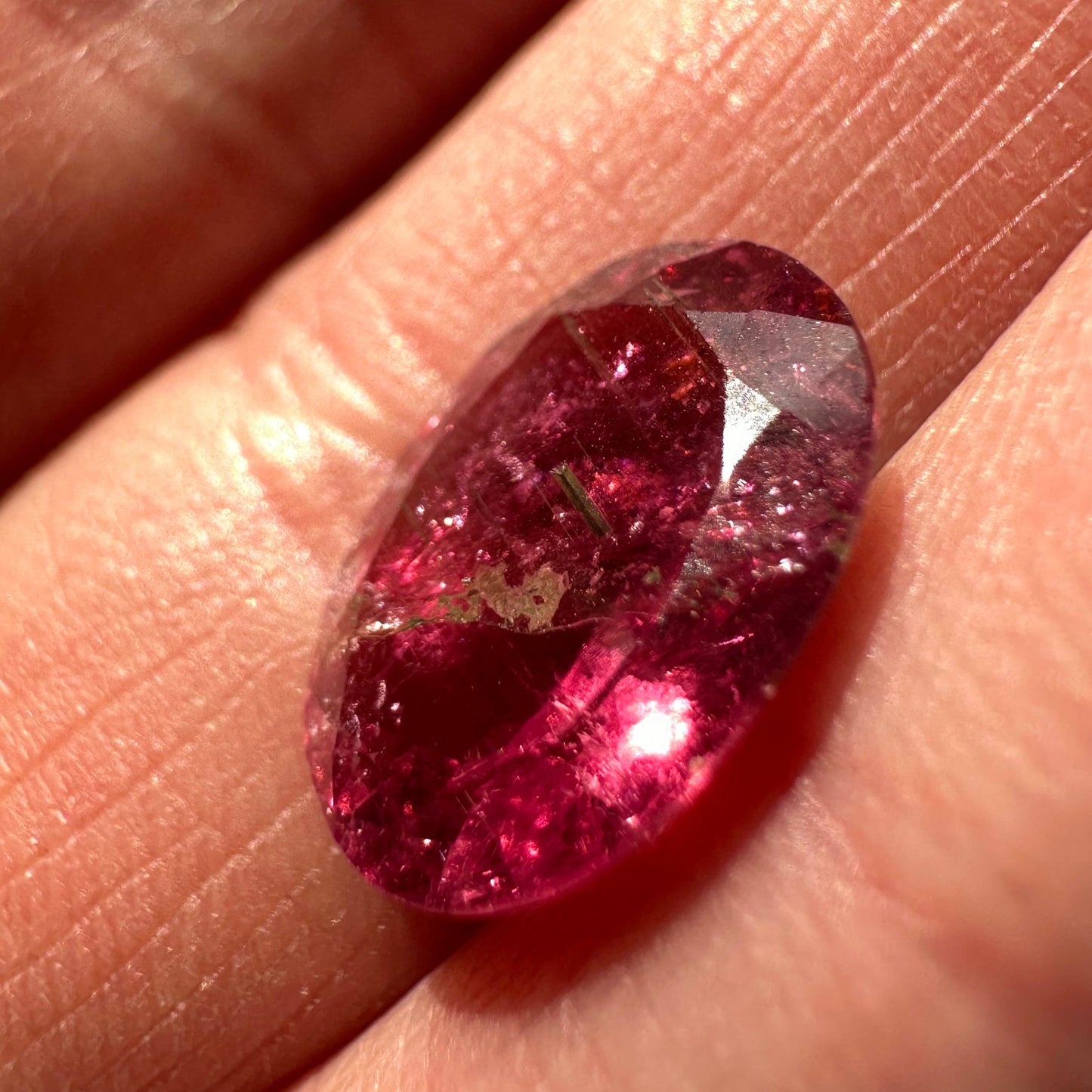Tourmaline, 4.50 cts, 13x10x5.6  mm