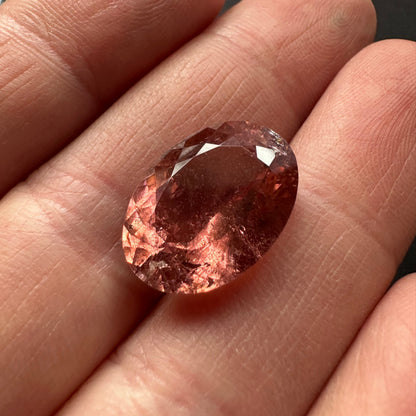 Pink Tourmaline Oval Loose Stone, 12.34 ct, 18.2x13.5 mm – view 1 of 3