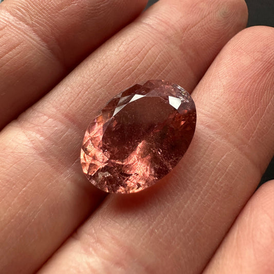 Salmon Pink Tourmaline, Oval star cut, 12.34cts, 18.2x13.5x8.5mm