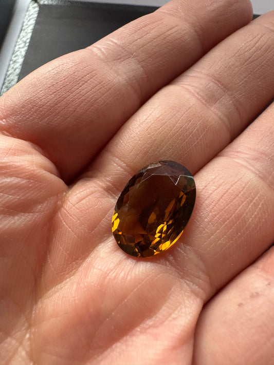 Eb001371 Greenish-Orange Tourmaline, Oval star cut, 9.19cts, 18.0x13.0x6.5mm