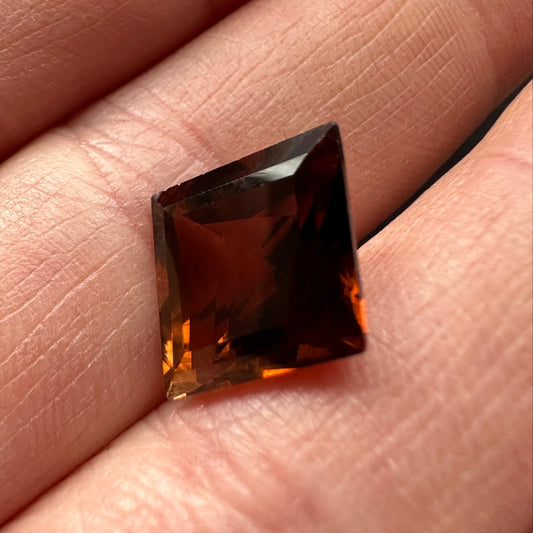 Tourmaline, 7.0 cts, 16.5x13.9 mm, Lozenge