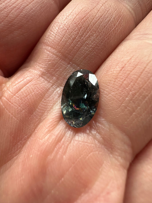 Blue-green Tourmaline, oval, star cut, 2.41cts, 12.2x7.5x4.3mm