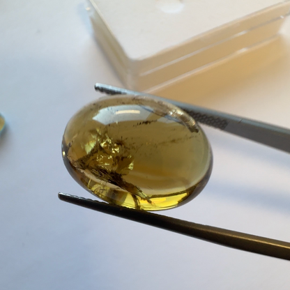 Pink Tourmaline Oval Cabochon, 16.85 ct, 19x14.2 mm – view 4 of 5