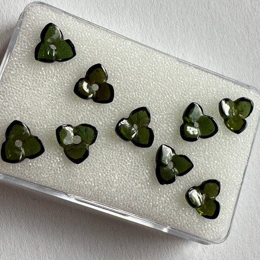 Bottle Green Turmaline Petals With Drill