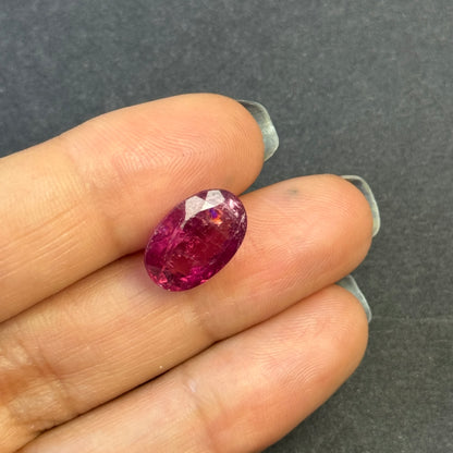 Pink Tourmaline Oval Loose Stone, 5.45 ct, 13.5x9.2 mm – view 3 of 4