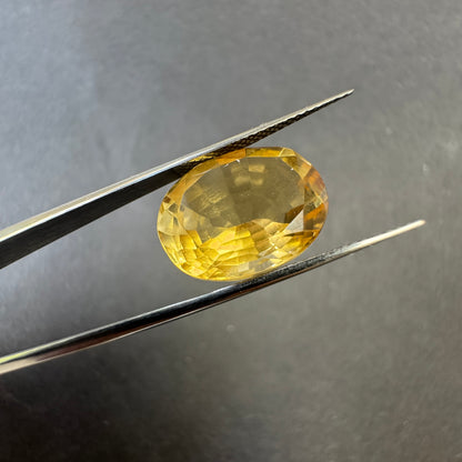 Yellow Citrine Oval Loose Stone, 10.51 ct, 15.8x12.1 mm – view 1 of 4