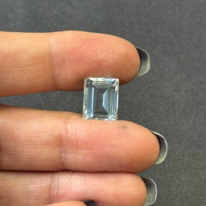 Sky Blue Aquamarine Emerald Cut, 5.02 ct, 11x9 mm – view 3 of 4