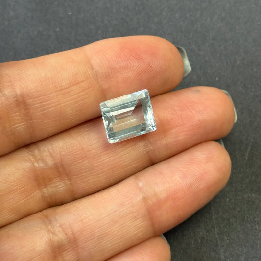 Sky Blue Aquamarine Emerald Cut, 5.02 ct, 11x9 mm – view 4 of 4