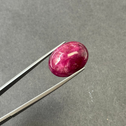 Red Ruby Oval Cabochon, 52.85 ct, 23.8x17.9 mm – view 4 of 4
