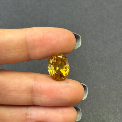 Yellow Citrine Oval Loose Stone, 8.62 ct, 13.6x10.3 mm – view 3 of 6