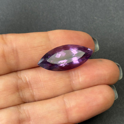 Purple Amethyst Loose Stone, 14.92 ct, 26.3x11.9 mm – view 3 of 5
