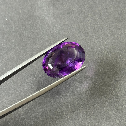 Purple Amethyst Oval Faceted Loose Stone, 17.19 ct, 20.0x15.1 mm – view 1 of 4