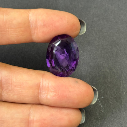 Purple Amethyst Oval Faceted Loose Stone, 17.19 ct, 20.0x15.1 mm – view 2 of 4