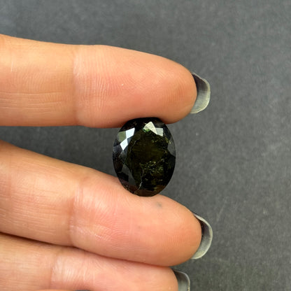 Green Tourmaline Oval Faceted Loose Stone, 8.03 ct, 15.8x12.0 mm – view 3 of 5