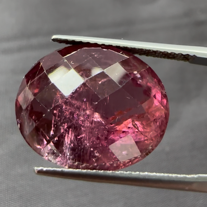 Purple Tourmaline Oval Loose Stone, 16.55 ct, 17.5x14 mm – view 2 of 3