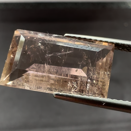 Yellowish-pink Tourmaline, rectangular step cut, 7.63cts, 16.5x9.7x5.2mm