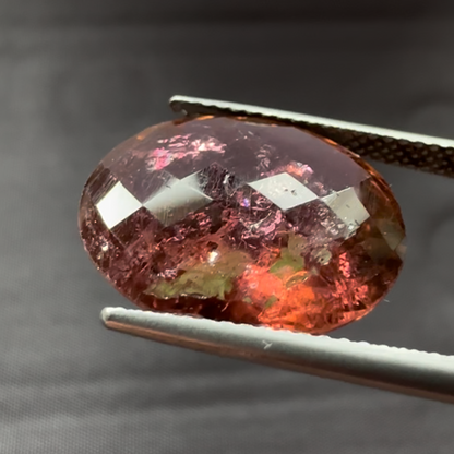 Red Tourmaline Oval Loose Stone, 10.50 ct, 16.5x13.5 mm – view 3 of 3