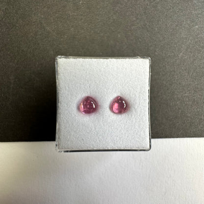 Pink Tourmaline Drop Cabochon, 0.99 ct – view 1 of 3