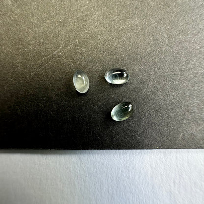 Blue Aquamarine Oval Cabochon, 1 ct – view 3 of 4