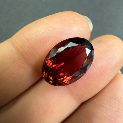 Red Tourmaline Oval Loose Stone, 5 ct, 13.86x9.60 mm – view 1 of 3