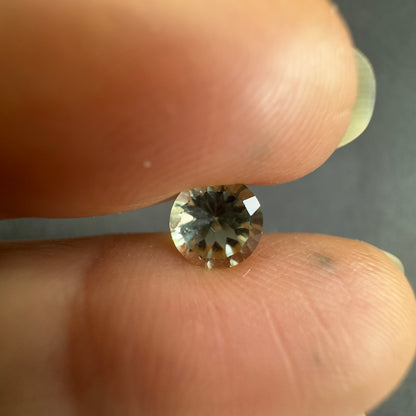 Green Tourmaline Round Loose Stone, 1.02 ct – view 2 of 3