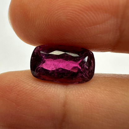 Purple Tourmaline Oval Loose Stone, 4.68 ct, 12.9x7.5 mm – view 1 of 2