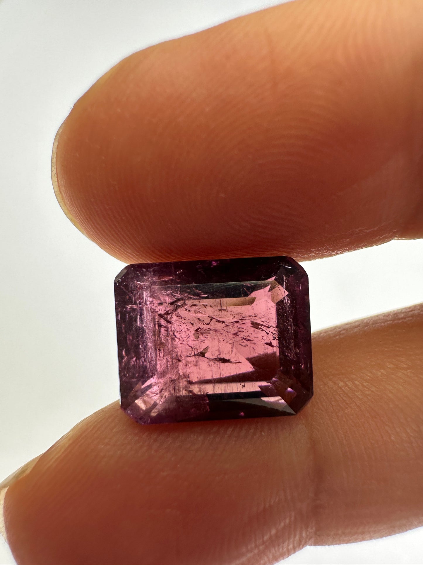 TR242, Turmalin, 6,16 Karat, 12,2 x 10 x 5,9 mm