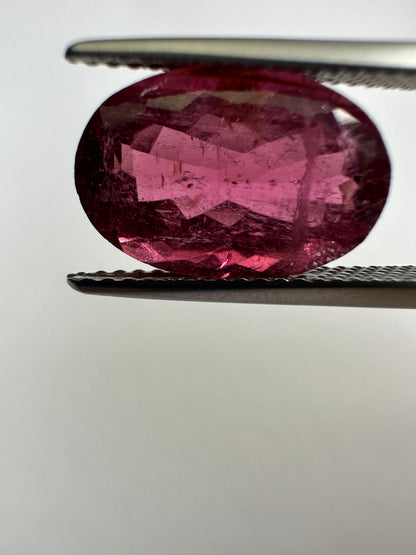 Purple Tourmaline Oval Loose Stone, 5.11 ct, 13.2x9 mm – view 1 of 3