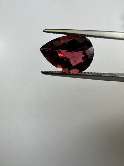 Red Tourmaline Pear Loose Stone, 4.23 ct, 13.8x9.1 mm – view 2 of 3